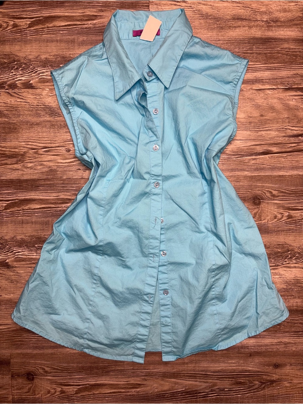 Sleeveless Button-Down Shirt - Light Blue